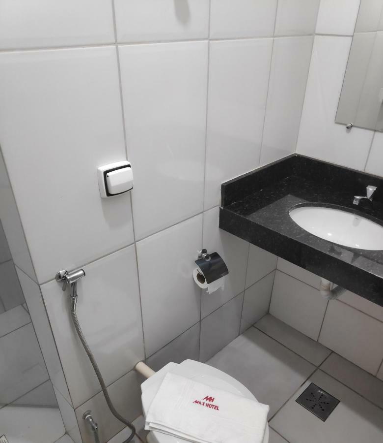 Max Hotel Núcleo Bandeirante Zewnętrze zdjęcie